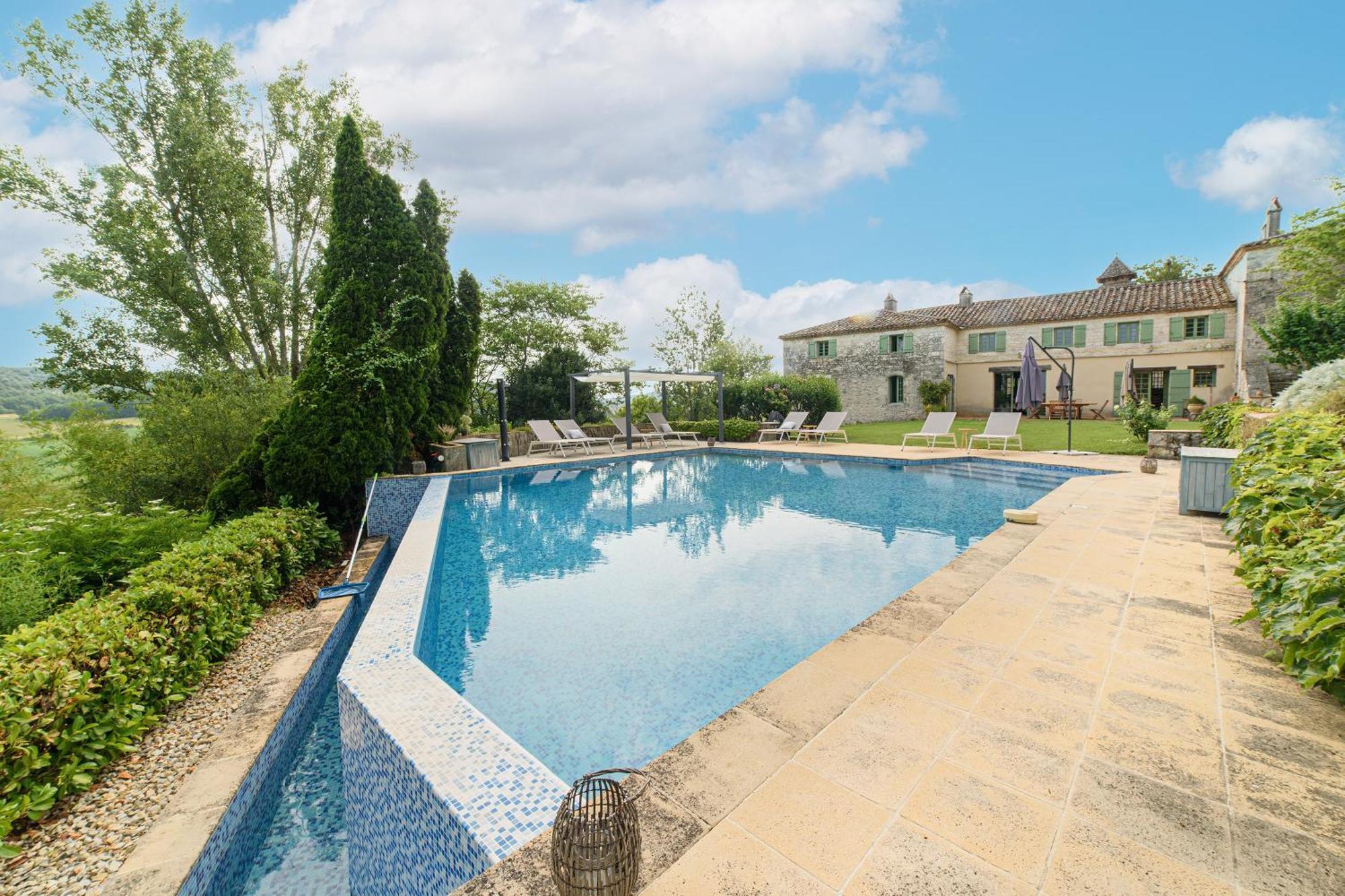 Manoir Le Moulinal47 - Vue Panoramique Hotell Courbiac Exteriör bild