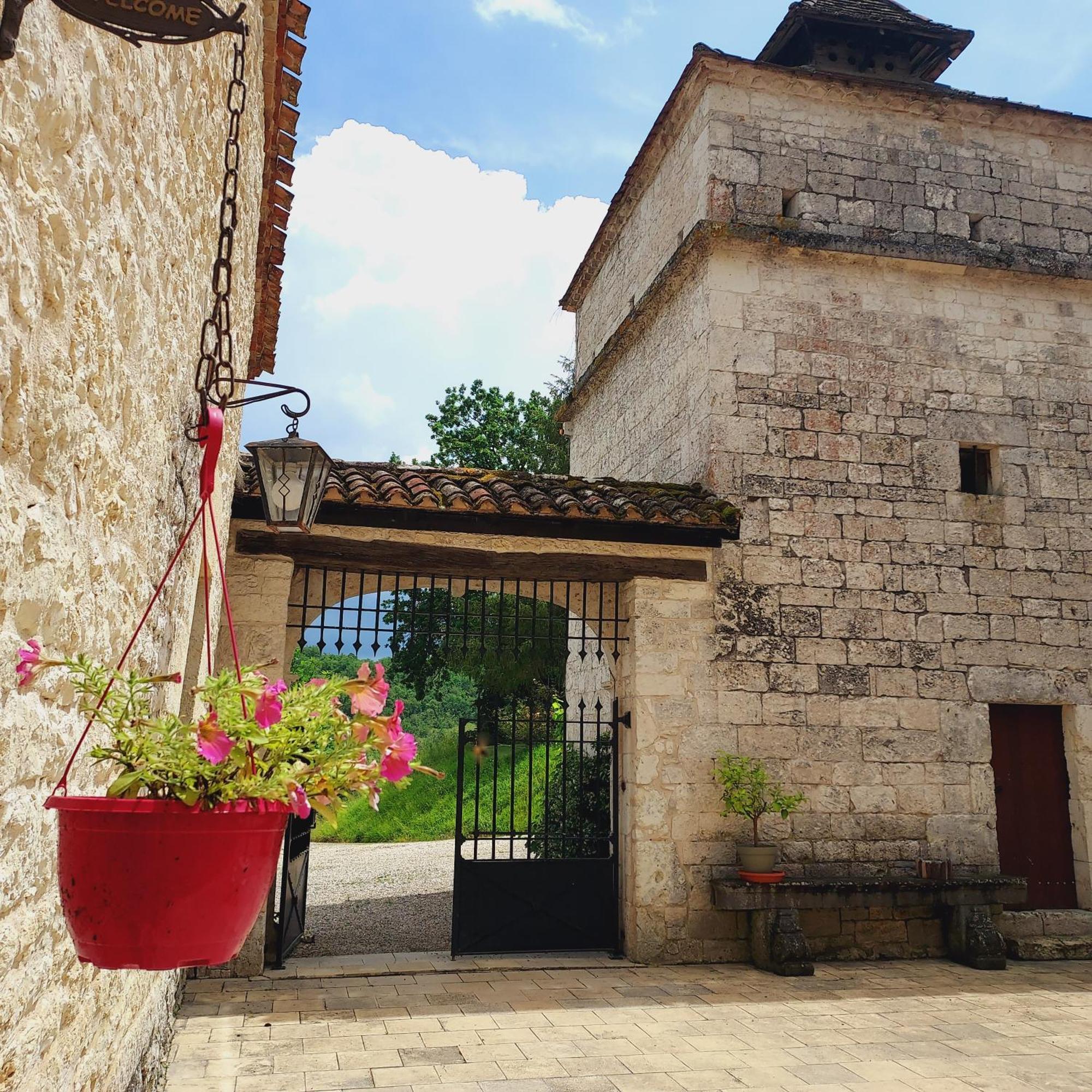 Manoir Le Moulinal47 - Vue Panoramique Hotell Courbiac Exteriör bild